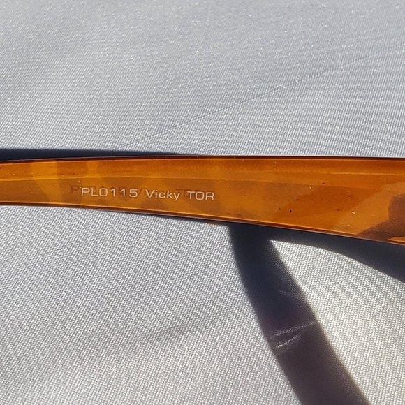 Foster Grant Vicky Readers +1.50 Tortoise Shell - Picture 8 of 11